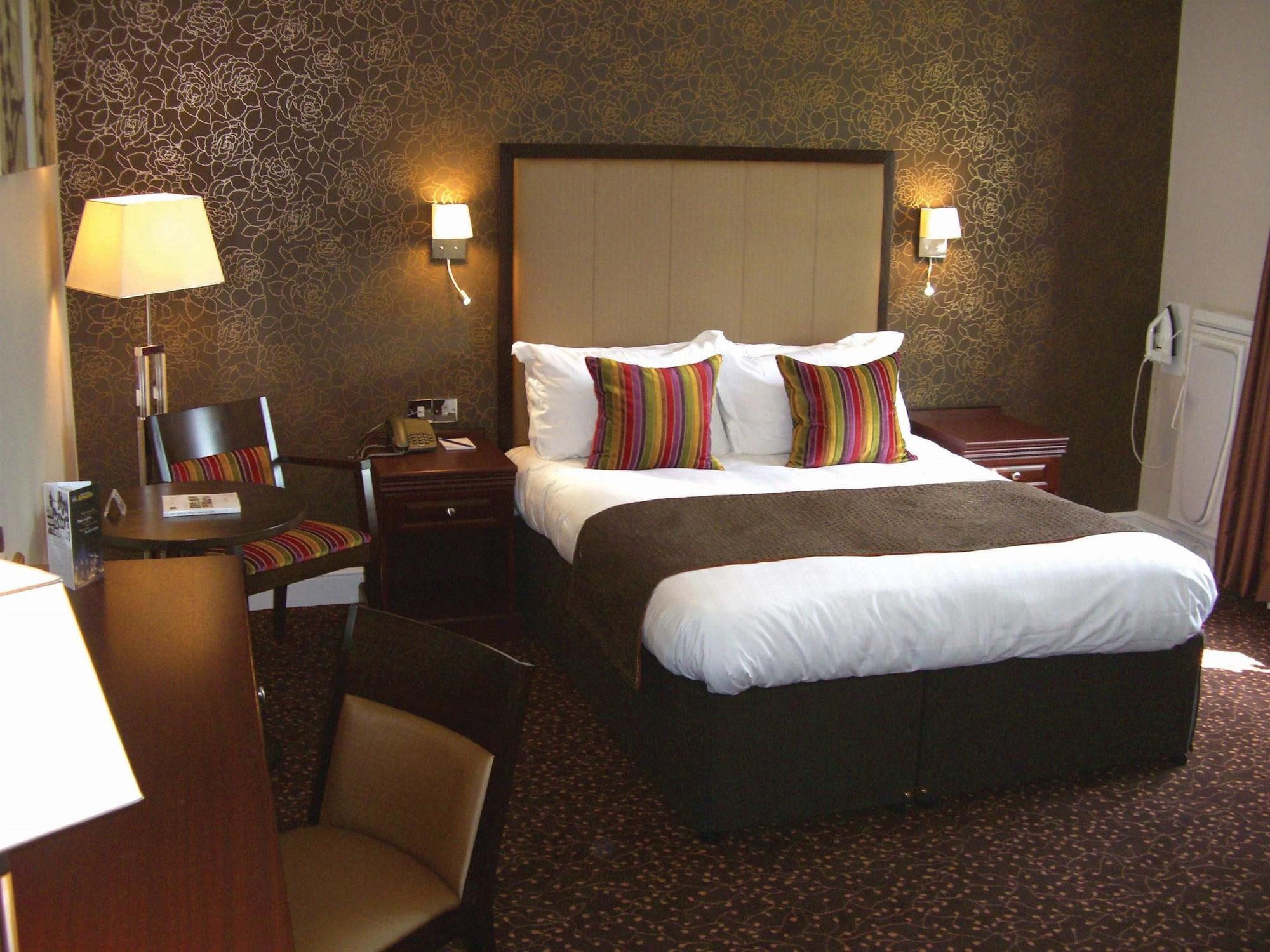 Ivy Hill Hotel, Sure Hotel Collection By Best Western Τσέλμσφορντ Δωμάτιο φωτογραφία