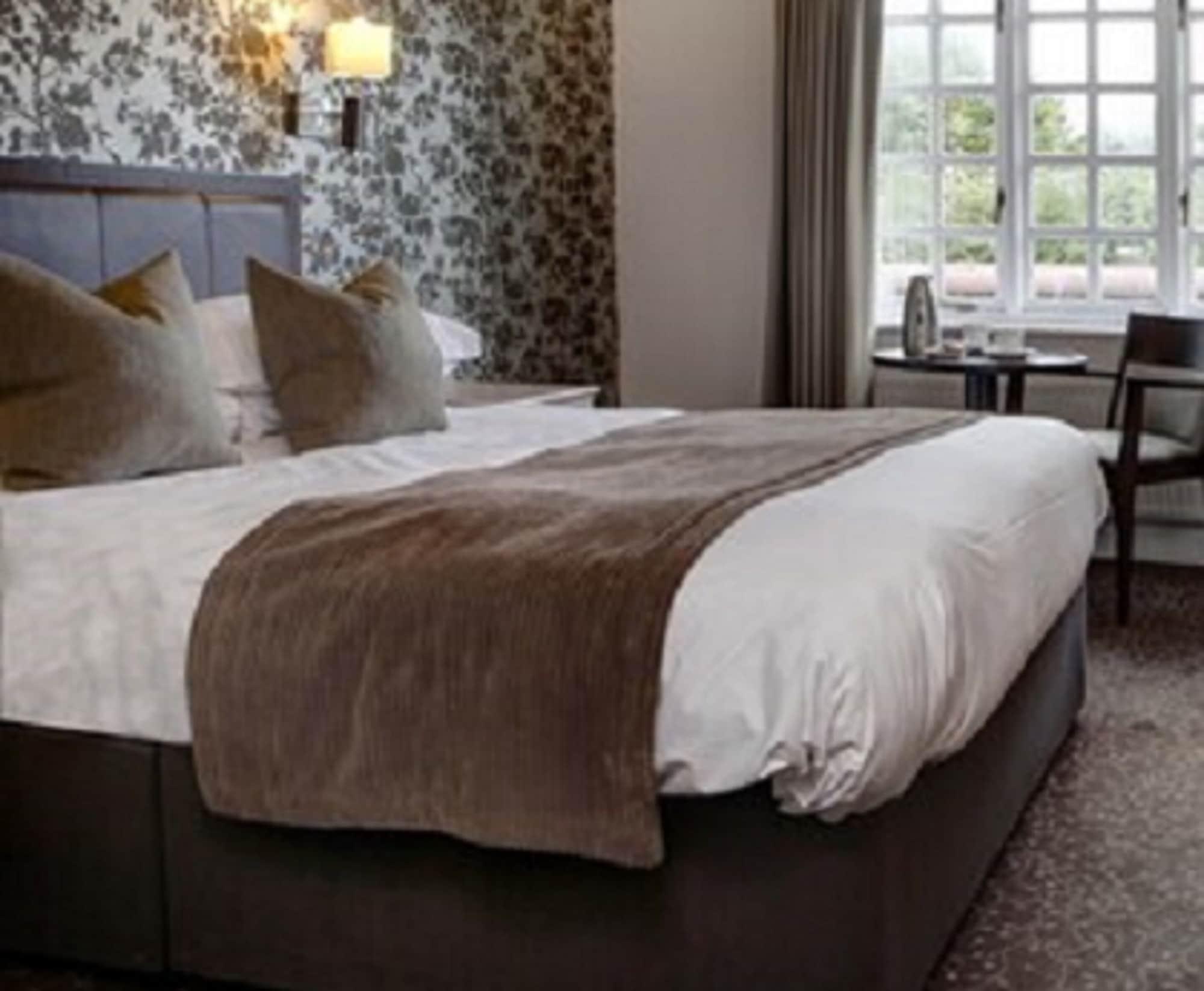 Ivy Hill Hotel, Sure Hotel Collection By Best Western Τσέλμσφορντ Εξωτερικό φωτογραφία