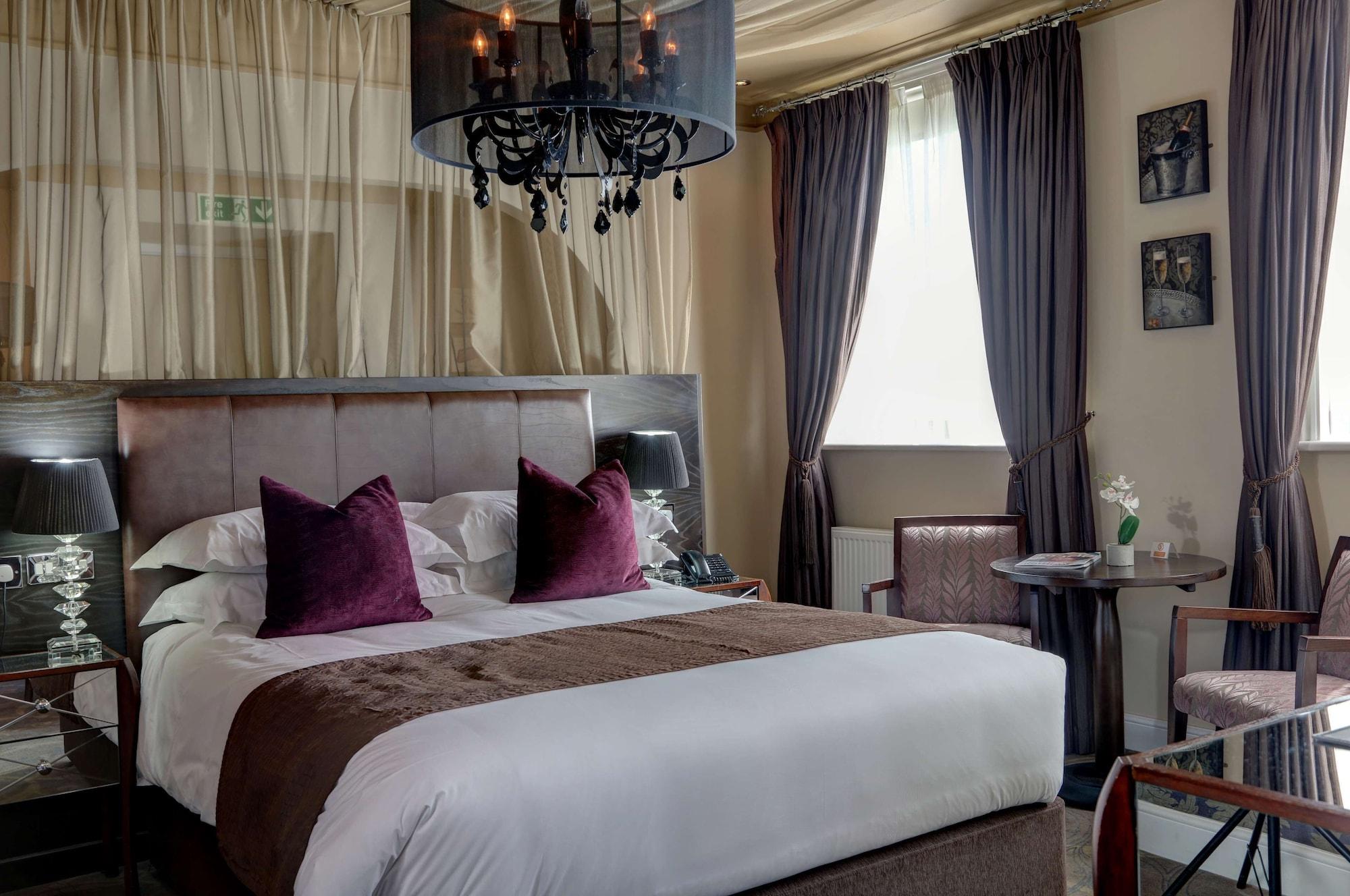 Ivy Hill Hotel, Sure Hotel Collection By Best Western Τσέλμσφορντ Εξωτερικό φωτογραφία